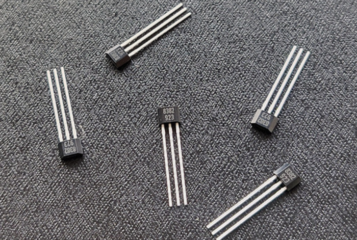 megntek麥歌恩微電子MT8382雙極鎖存磁性開關(guān)霍爾IC芯片元件